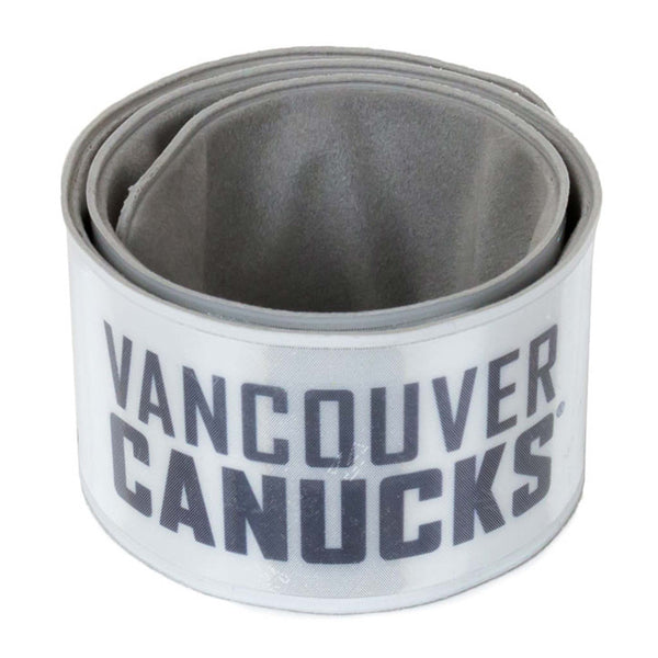 Vancouver_Canucks_Slapstick_Closed
